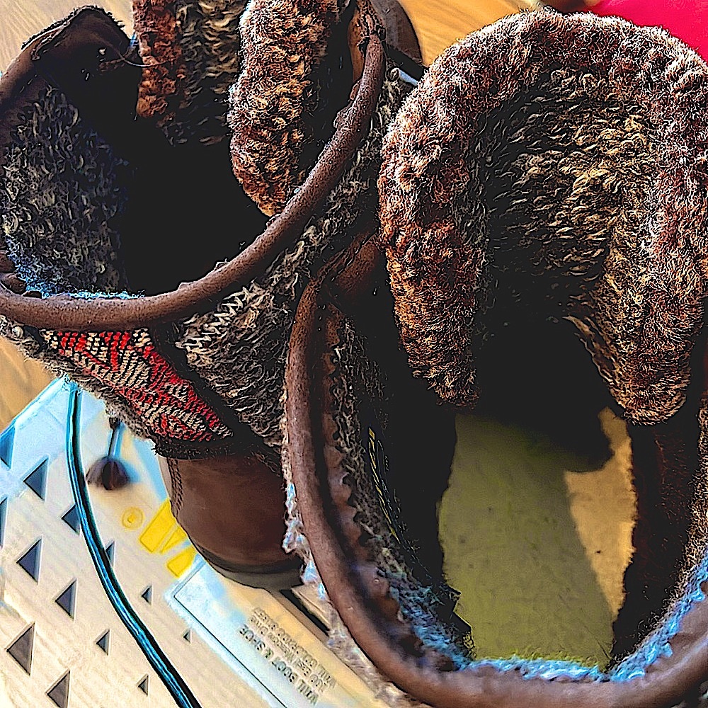Fabulous Tecnica NEWInBox.Italy.DarkBrownSuede&Shearling.Sicilian/Moorish Design - Picture 10 of 15